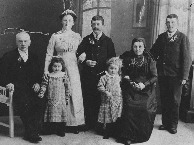 Familie Waag um 1912 in Windischgarsten